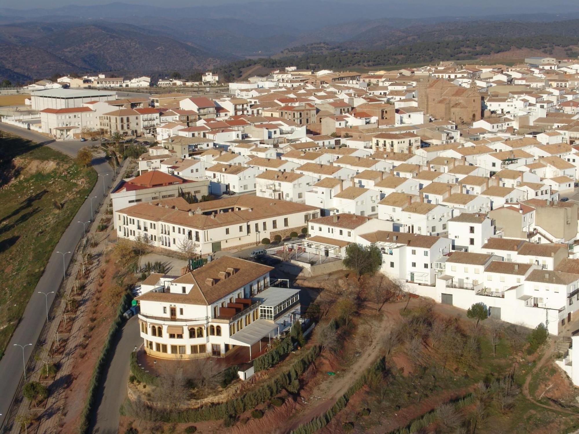 Hotel Restaurante Banos Baños de la Encina Eksteriør bilde