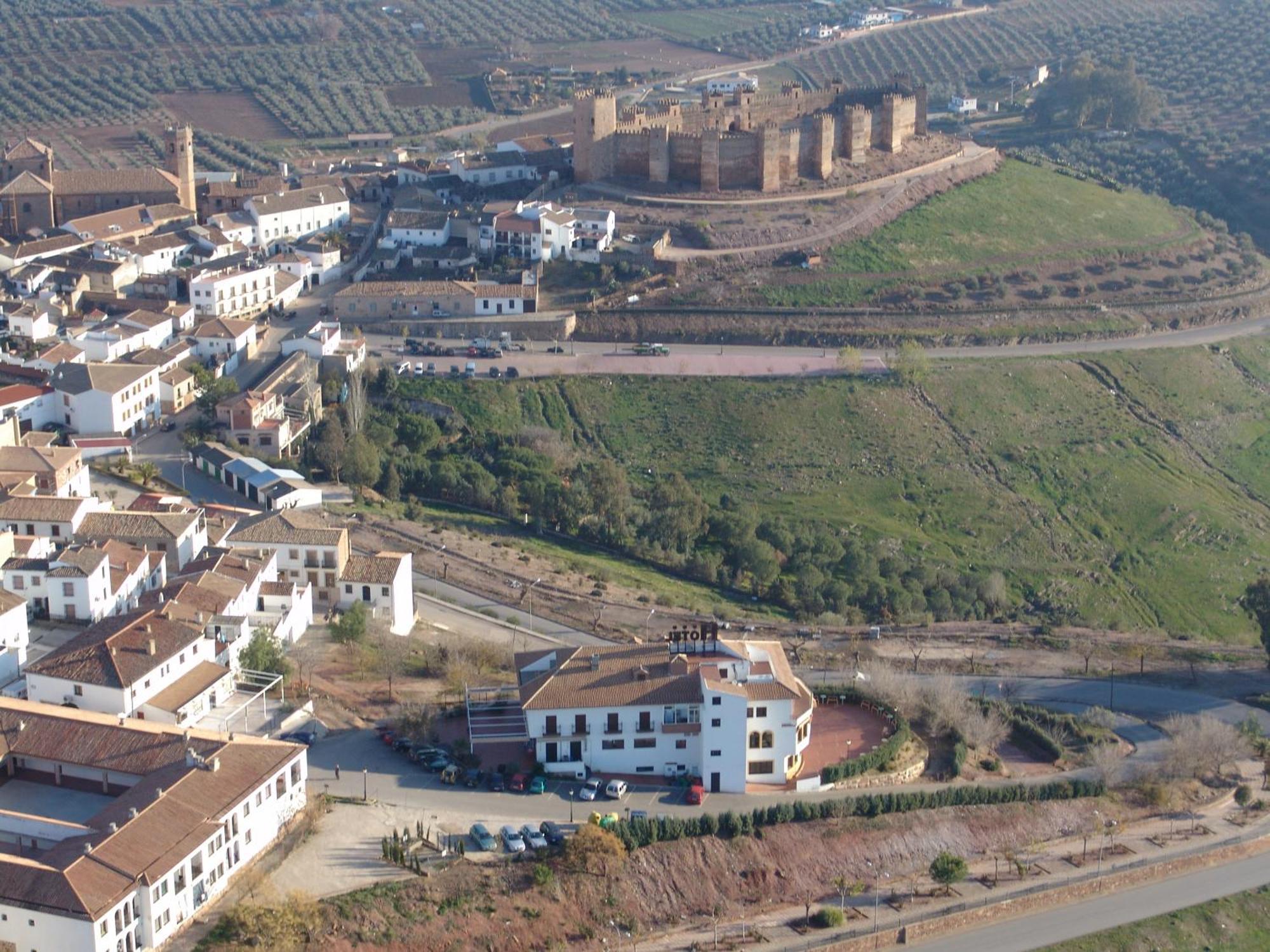 Hotel Restaurante Banos Baños de la Encina Eksteriør bilde